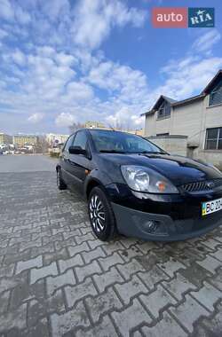 Хэтчбек Ford Fiesta 2008 в 