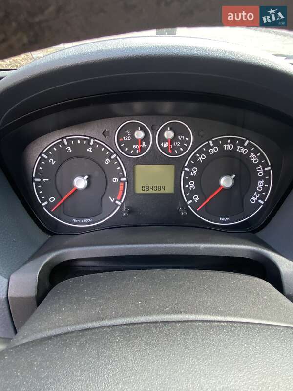 Хэтчбек Ford Fiesta 2008 в Львове