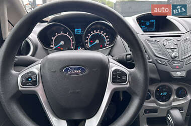 Седан Ford Fiesta 2017 в 