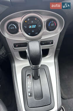 Седан Ford Fiesta 2017 в 
