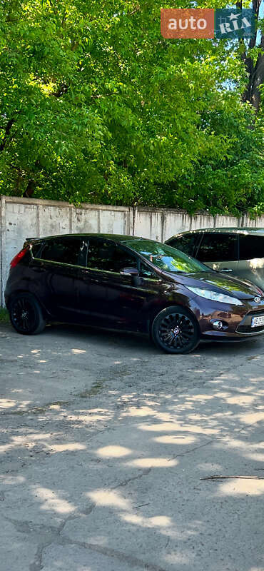 Хетчбек Ford Fiesta 2009 в 