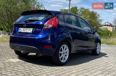 Хетчбек Ford Fiesta 2016 в Львові