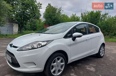 Хетчбек Ford Fiesta 2011 в 
