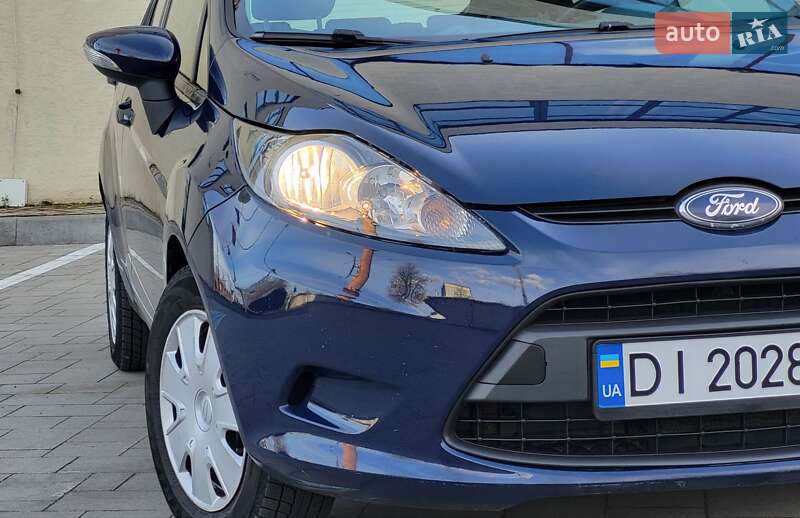 Хэтчбек Ford Fiesta 2011 в Стрые