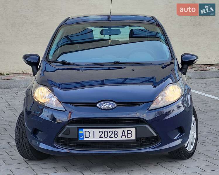 Хэтчбек Ford Fiesta 2011 в Стрые