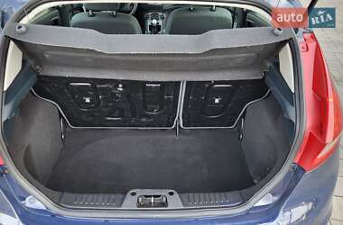 Хетчбек Ford Fiesta 2011 в 