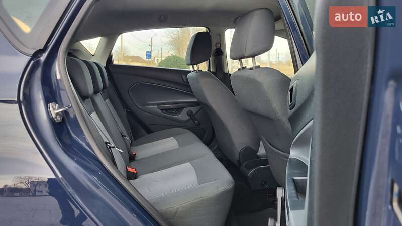Хэтчбек Ford Fiesta 2011 в Стрые
