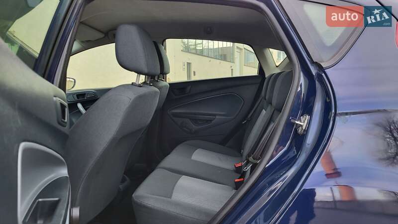 Хэтчбек Ford Fiesta 2011 в Стрые
