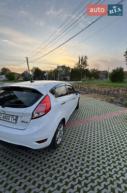 Хэтчбек Ford Fiesta 2014 в 