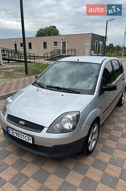 Хэтчбек Ford Fiesta 2007 в Чернигове