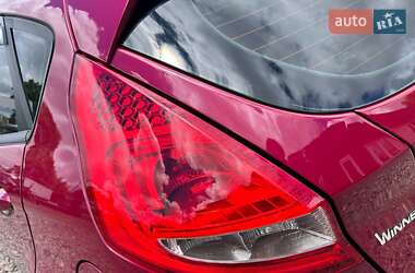 Хэтчбек Ford Fiesta 2011 в 