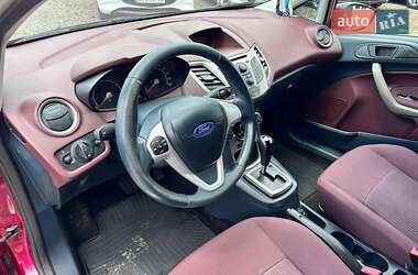 Хэтчбек Ford Fiesta 2011 в 