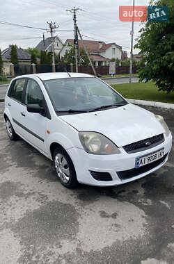 Хэтчбек Ford Fiesta 2007 в 