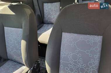 Хэтчбек Ford Fiesta 2008 в 