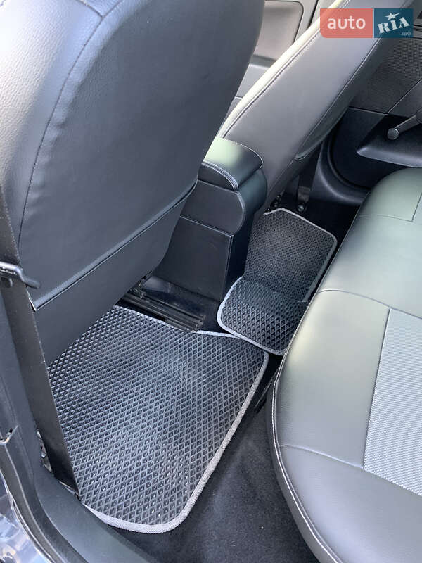 Хэтчбек Ford Fiesta 2007 в Первомайске