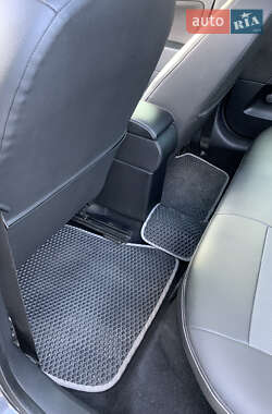 Хэтчбек Ford Fiesta 2007 в 