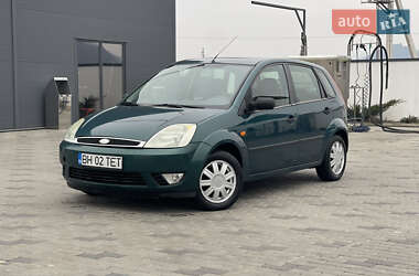 Хэтчбек Ford Fiesta 2003 в Хусте