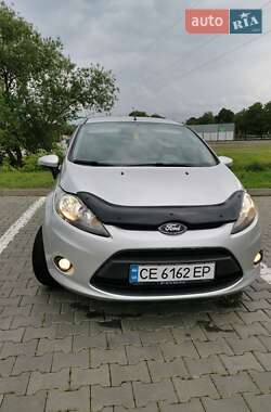 Хетчбек Ford Fiesta 2010 в 