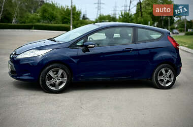 Хэтчбек Ford Fiesta 2008 в 