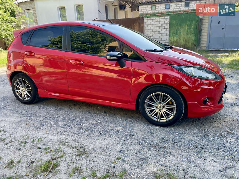 Хетчбек Ford Fiesta 2011 в Харкові