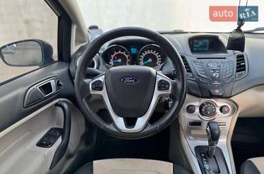 Седан Ford Fiesta 2016 в 
