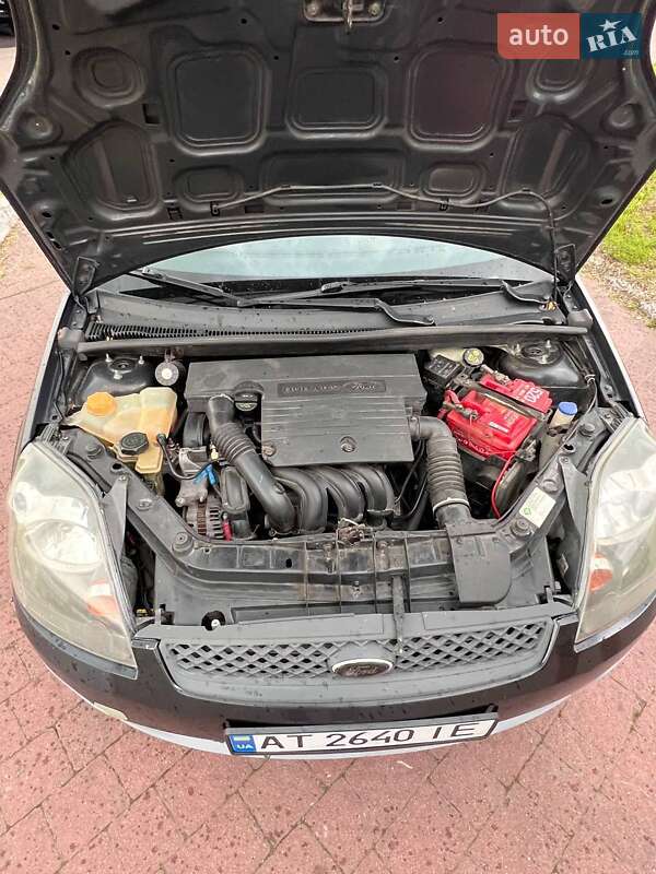 Хетчбек Ford Fiesta 2008 в Калуші