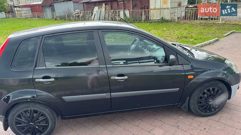 Хетчбек Ford Fiesta 2008 в Калуші