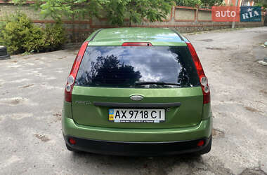Хетчбек Ford Fiesta 2006 в 