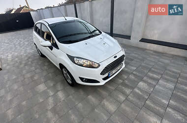Хэтчбек Ford Fiesta 2015 в Николаеве