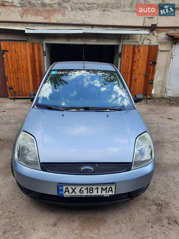 Хэтчбек Ford Fiesta 2005 в Харькове