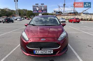 Седан Ford Fiesta 2016 в 
