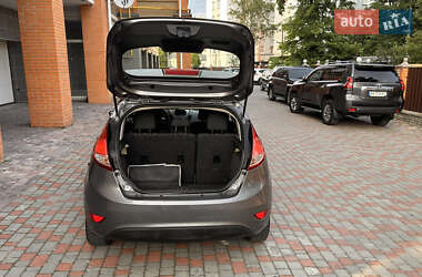 Хэтчбек Ford Fiesta 2014 в 