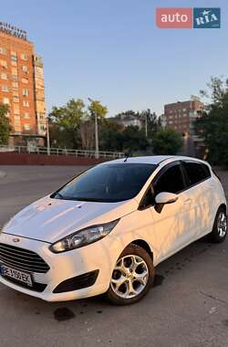 Хэтчбек Ford Fiesta 2012 в 