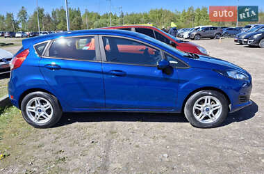 Хэтчбек Ford Fiesta 2018 в 