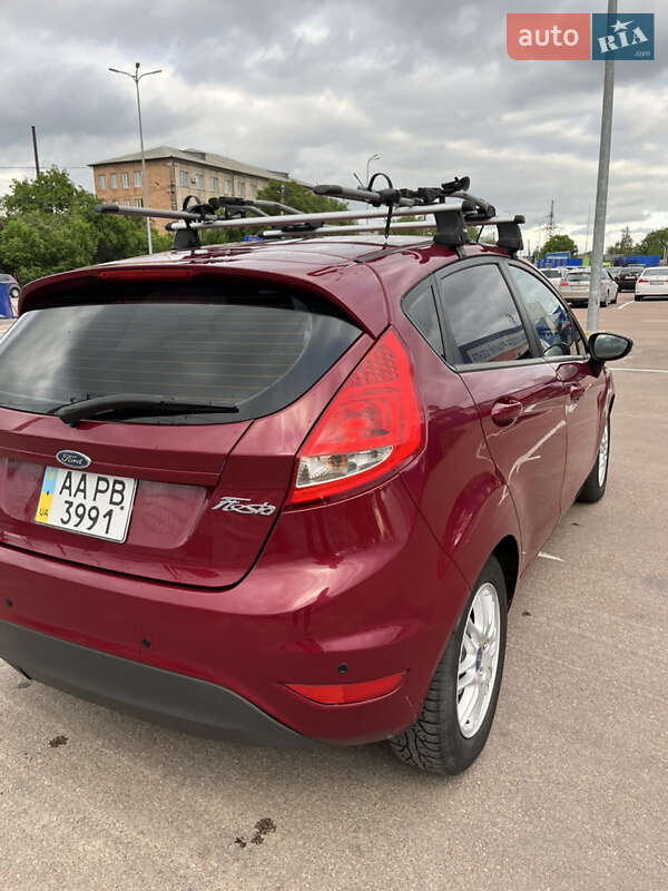 Хэтчбек Ford Fiesta 2011 в Житомире