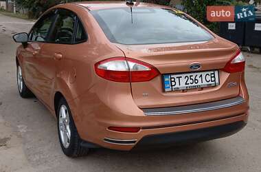 Седан Ford Fiesta 2017 в 