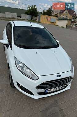 Хэтчбек Ford Fiesta 2013 в 