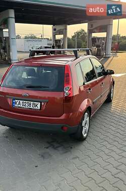 Хэтчбек Ford Fiesta 2008 в 