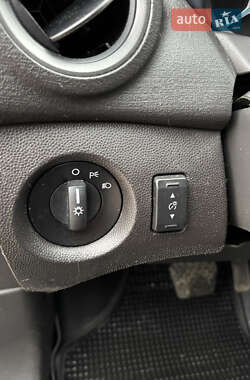 Седан Ford Fiesta 2013 в 