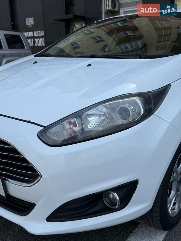 Хэтчбек Ford Fiesta 2013 в Харькове