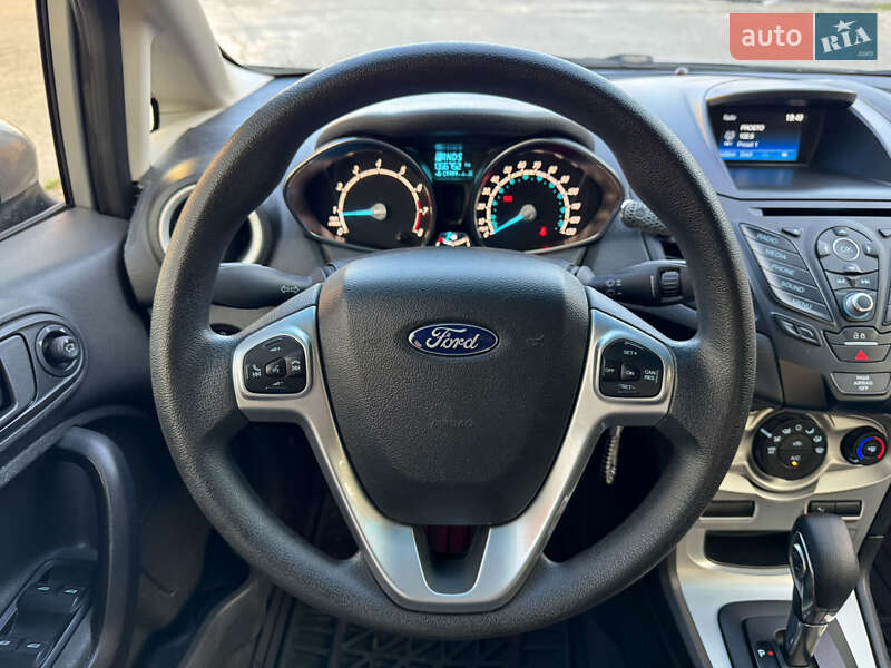 Хэтчбек Ford Fiesta 2018 в Киеве фото 29 Хэтчбек Ford Fiesta 2018 в Киеве
