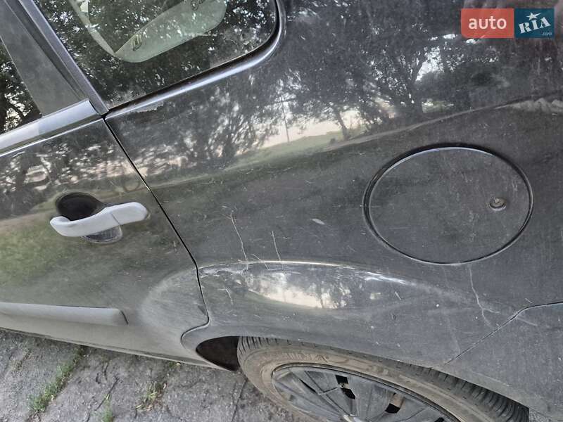 Хэтчбек Ford Fiesta 2007 в Полтаве