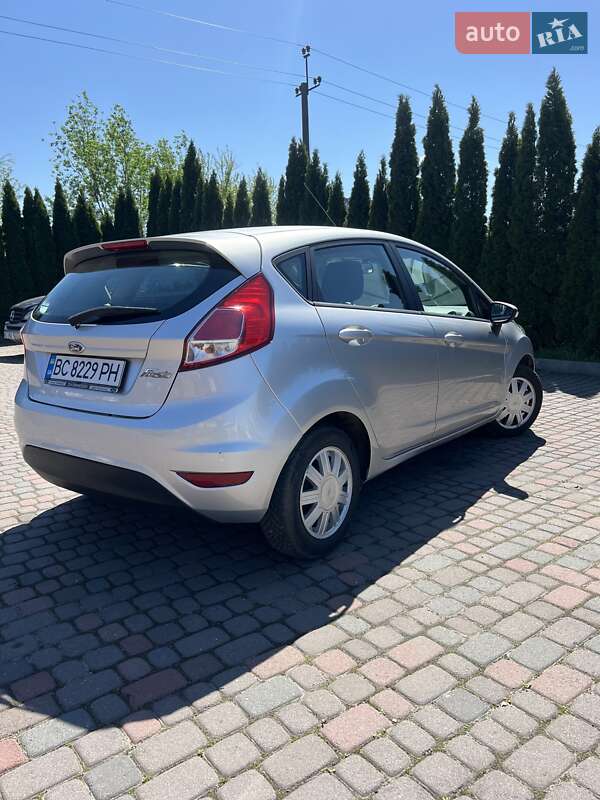 Хэтчбек Ford Fiesta 2015 в Львове фото 4 Хэтчбек Ford Fiesta 2015 в Львове