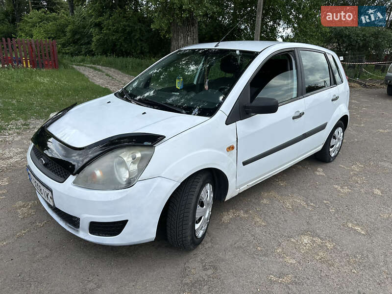 Хэтчбек Ford Fiesta 2007 в Нежине