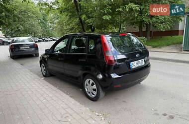 Хэтчбек Ford Fiesta 2005 в 