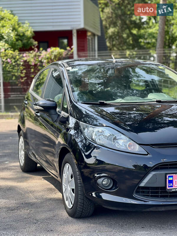 Хэтчбек Ford Fiesta 2009 в Виннице