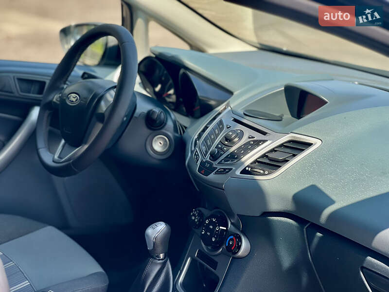 Хэтчбек Ford Fiesta 2009 в Виннице