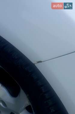 Хэтчбек Ford Fiesta 2011 в 
