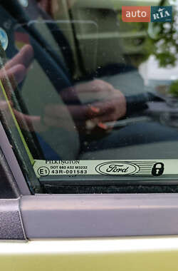 Хэтчбек Ford Fiesta 2007 в 