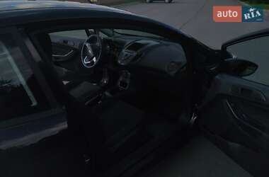 Хэтчбек Ford Fiesta 2014 в 
